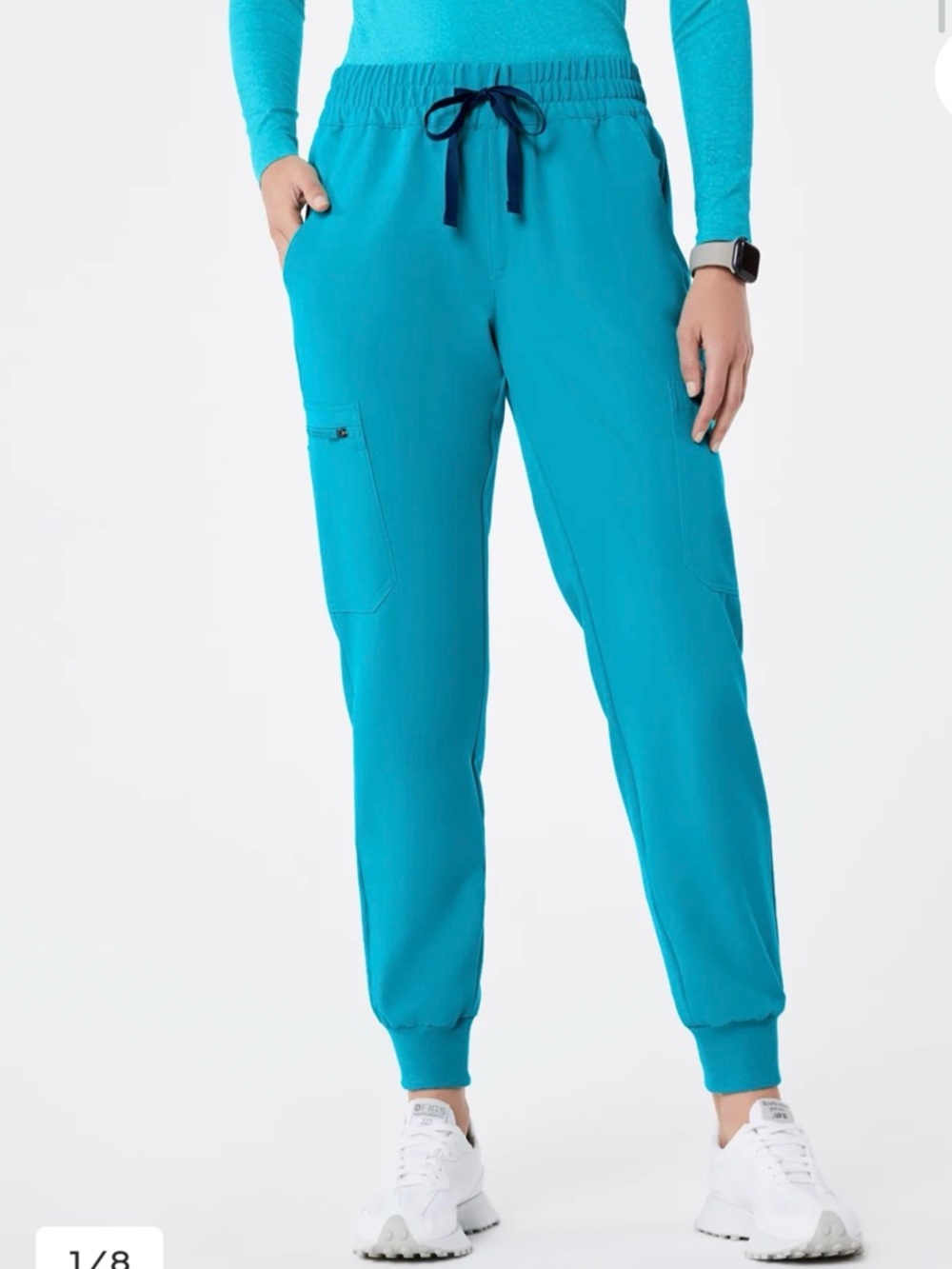 FIGS Women’s Relaxed Uman Jogger in Teal (PO 6224)